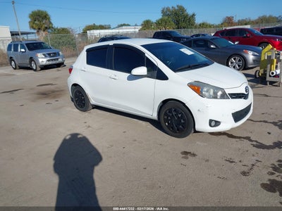 TOYOTA YARIS 2014