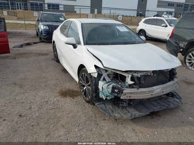 TOYOTA CAMRY 2020