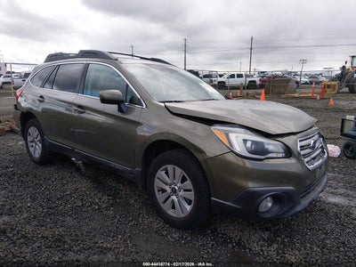 SUBARU OUTBACK 2015