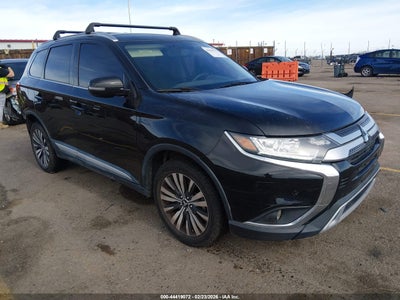 MITSUBISHI OUTLANDER 2019