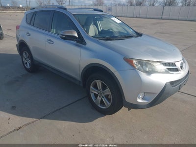 TOYOTA RAV4 2015