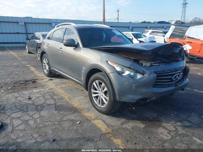 INFINITI QX70 2014