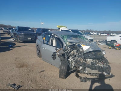 NISSAN VERSA 2021