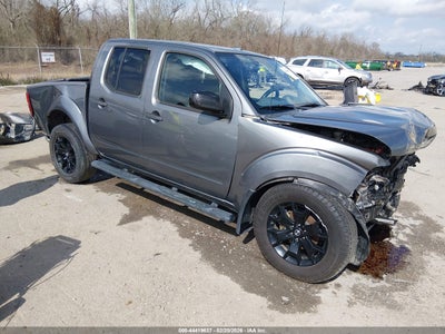 NISSAN FRONTIER 2018