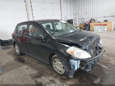 NISSAN VERSA 2011