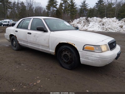FORD CROWN VICTORIA 2011