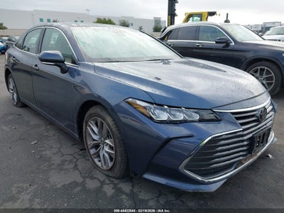 TOYOTA AVALON 2020