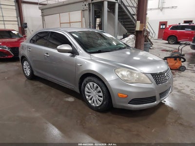 SUZUKI KIZASHI 2010
