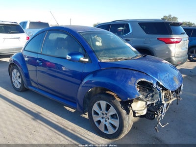 VOLKSWAGEN NEW BEETLE 2008