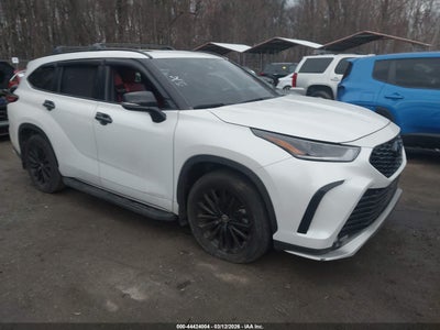 TOYOTA HIGHLANDER 2023