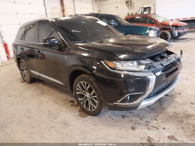 MITSUBISHI OUTLANDER 2017