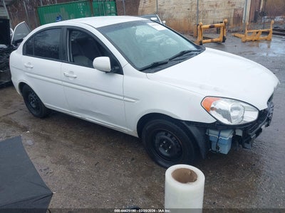 HYUNDAI ACCENT 2010