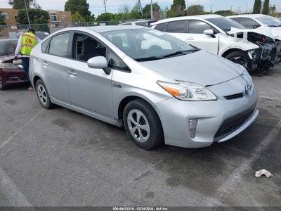 TOYOTA PRIUS PLUG-IN 2014