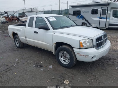 DODGE DAKOTA 2006
