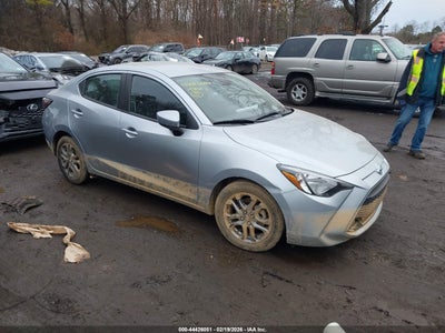 TOYOTA YARIS 2019