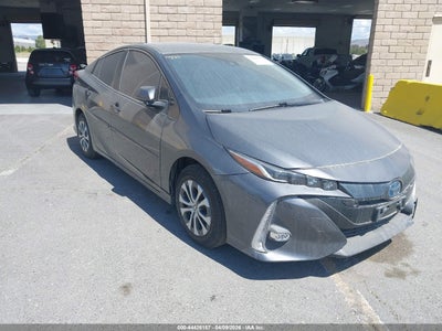 TOYOTA PRIUS PRIME 2021