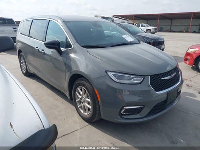 CHRYSLER PACIFICA 2025
