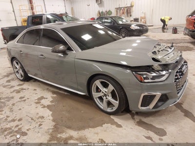 AUDI S4 2022