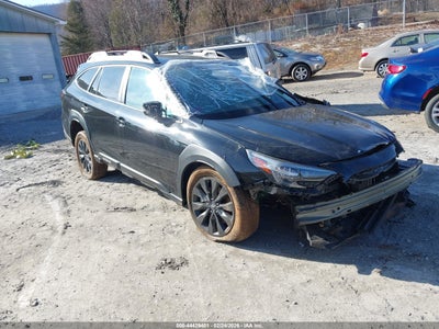 SUBARU OUTBACK 2024
