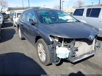 TOYOTA VENZA 2011