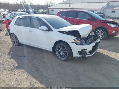 VOLKSWAGEN GOLF 2015