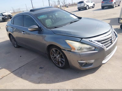NISSAN ALTIMA 2015