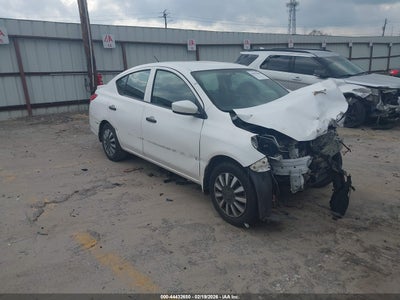 NISSAN VERSA 2018