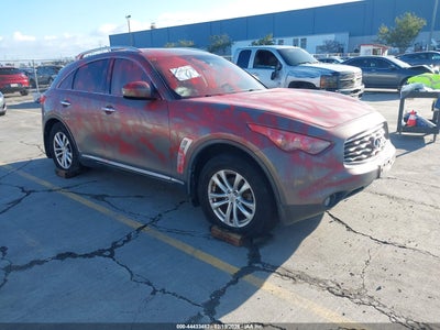 INFINITI FX35 2010