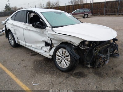 VOLKSWAGEN JETTA 2019