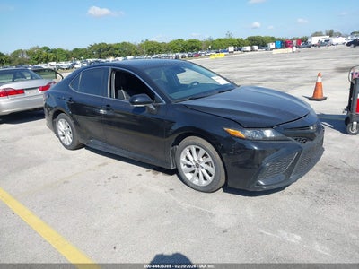 TOYOTA CAMRY 2023