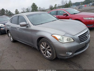 INFINITI M37 2012