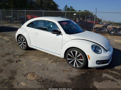 VOLKSWAGEN BEETLE 2012
