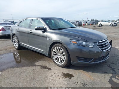 FORD TAURUS 2016