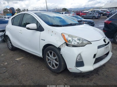 TOYOTA PRIUS C 2013