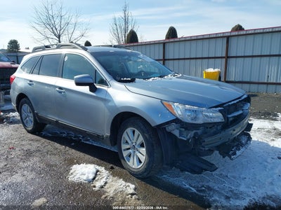 SUBARU OUTBACK 2017