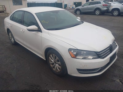 VOLKSWAGEN PASSAT 2012