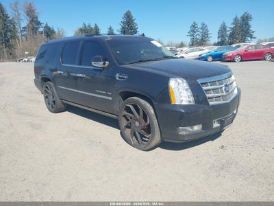 CADILLAC ESCALADE ESV 2011