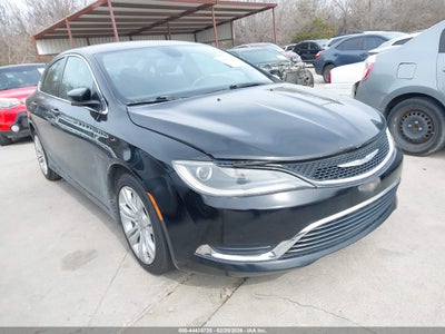 CHRYSLER 200 2015