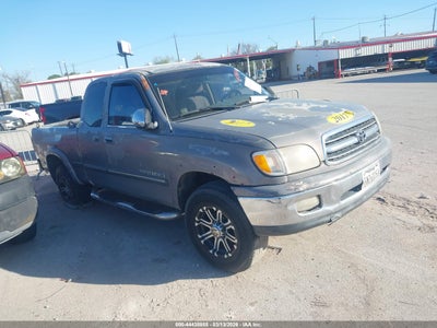 TOYOTA TUNDRA 2000