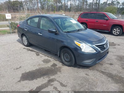 NISSAN VERSA 2015