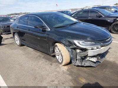 CHRYSLER 200 2015