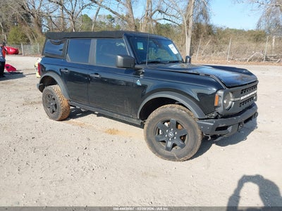 FORD BRONCO 2021
