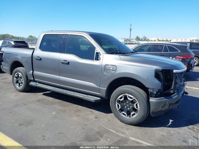 FORD F-150 LIGHTNING 2023