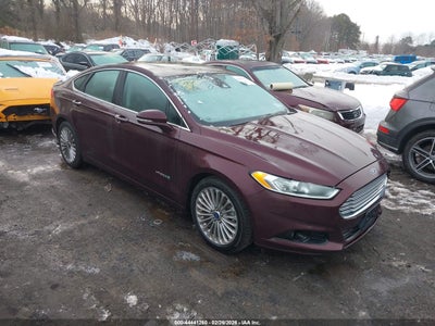 FORD FUSION HYBRID 2013