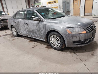 VOLKSWAGEN PASSAT 2014