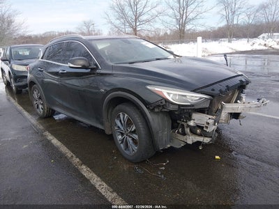 INFINITI QX30 2017