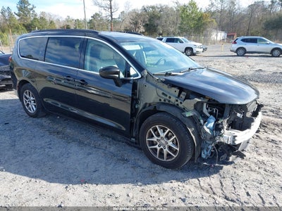 CHRYSLER VOYAGER 2021