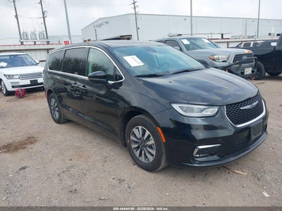 CHRYSLER PACIFICA HYBRID 2023