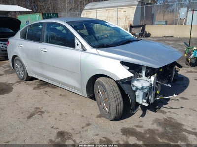 KIA RIO 2020