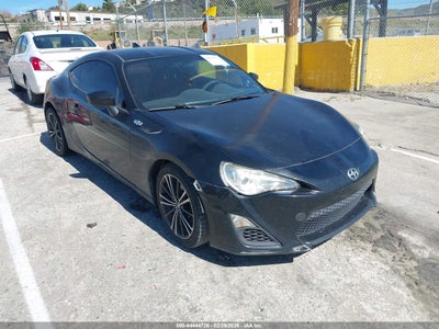 SCION FR-S 2015